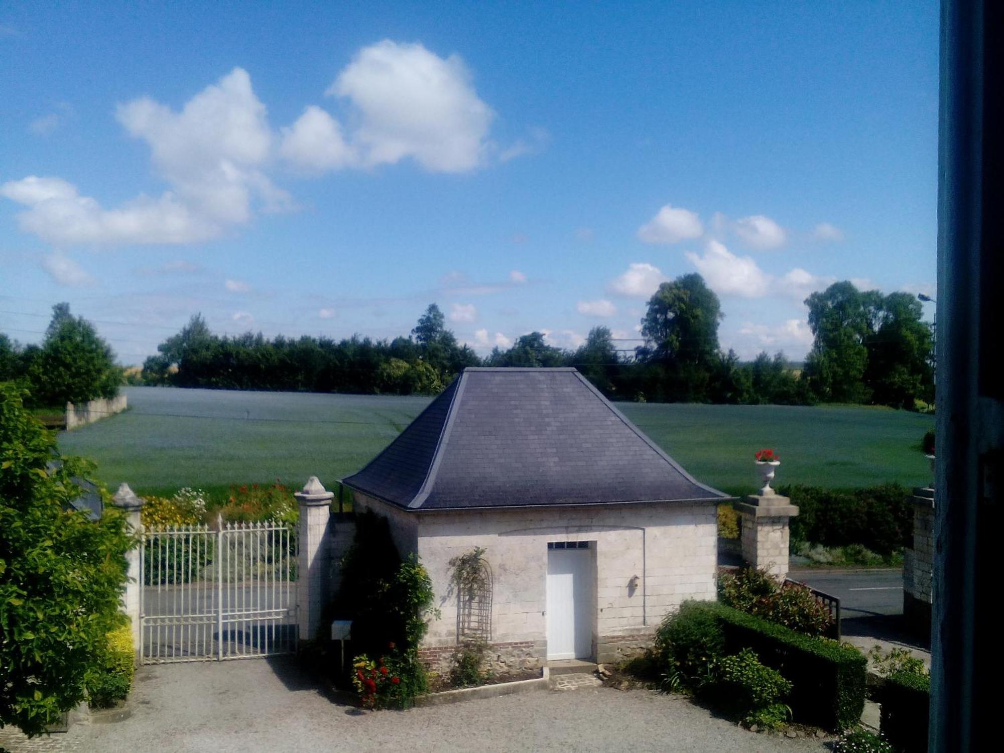 Charme D Antan Bed and Breakfast Villers-Châtel Rum bild